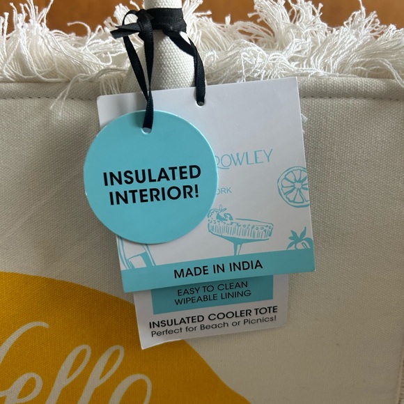 *New* Cynthia Rowley Lemon “Hello SUMMER Insulated Tote W/ Beaded Bag - Picture 7 of 16